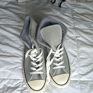 Women, Size 8 Converse Gray Leather High-Top Sneakers Brand New Never Worn